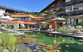 Bio- Und Wellnesshotel Eggensberger  4*